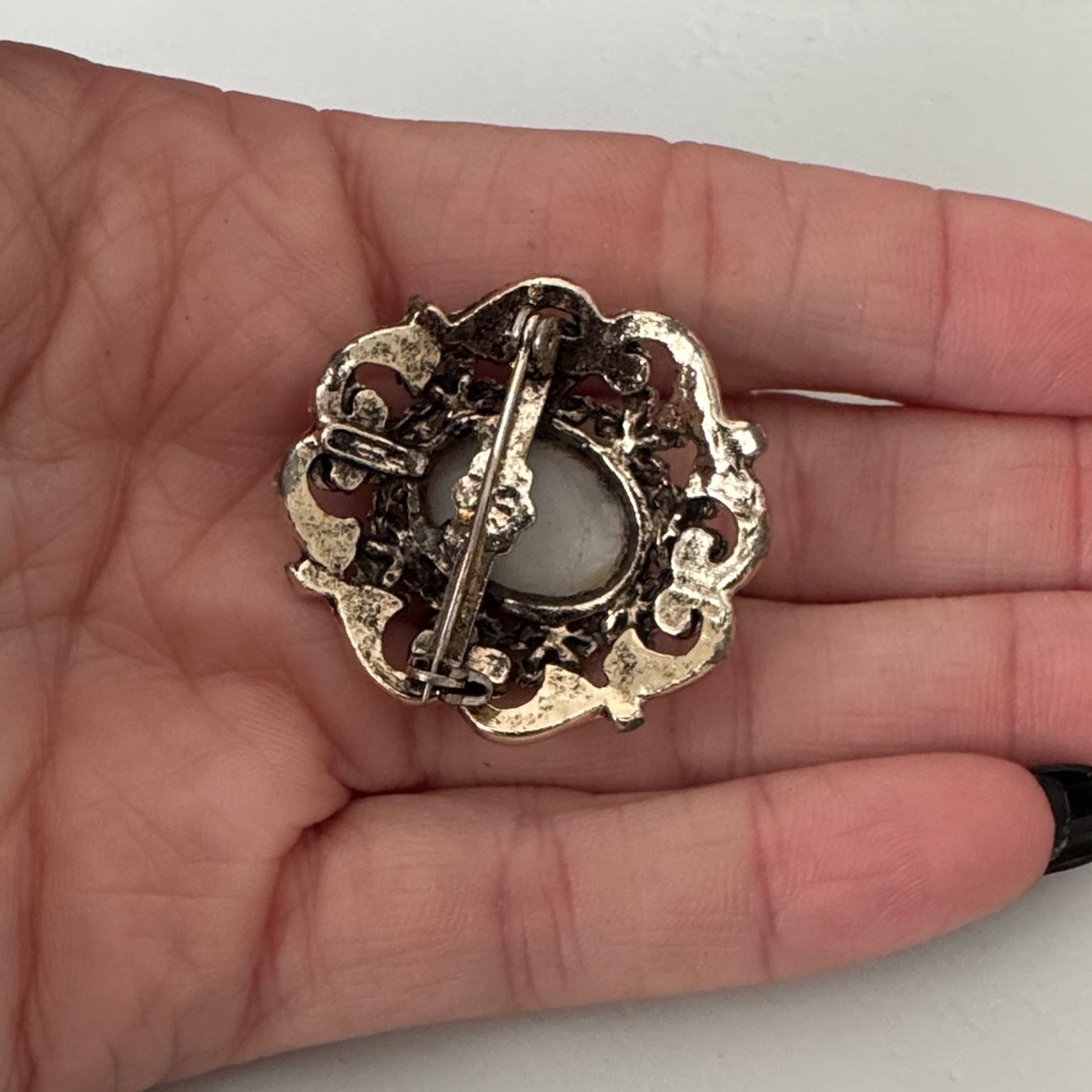 Vintage Silver Brooch with Painted Scene - Picture 6 of 6